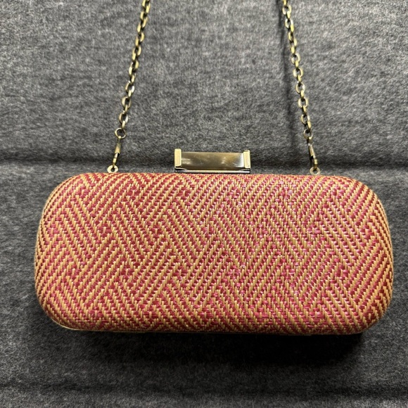 Urban Expressions Elegant Pink and Tan Clutch Bag - Picture 1 of 6